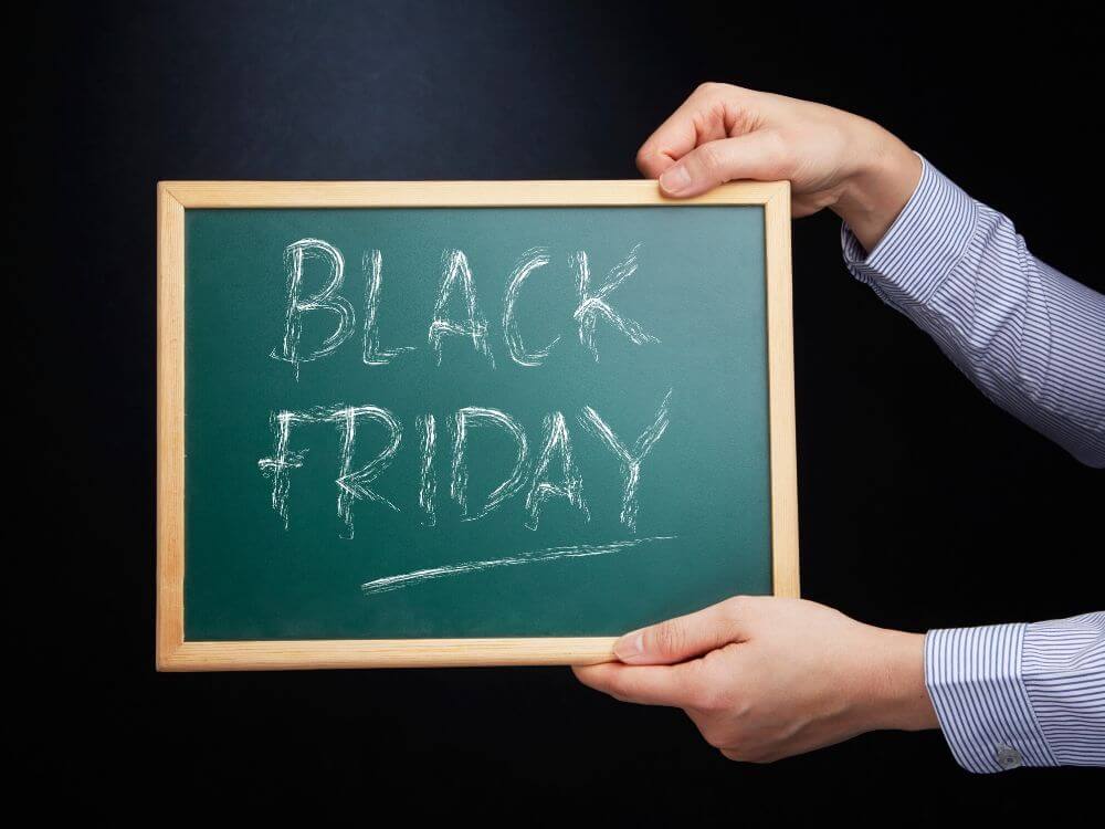 Black Friday już jutro – nie daj się nabrać fałszywym promocjom!