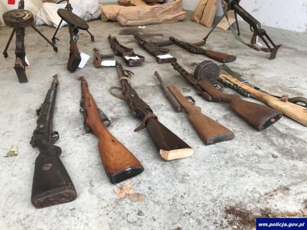 W Braniewie aresztowano posiadaczy nielegalnego arsenału broni