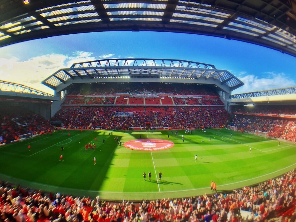 Liverpool – Manchester City. Gdzie obejrzeć? – TV i Online