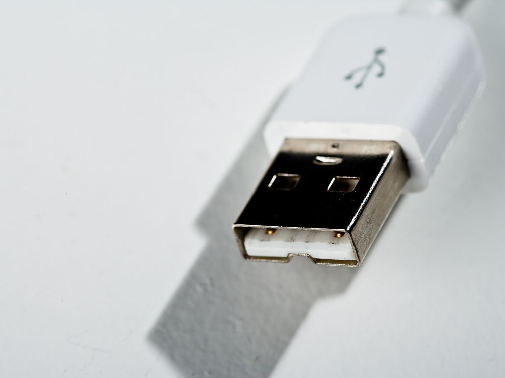 USB OTG – jak podpiąć klawiaturę i myszkę do naszego smartfona?